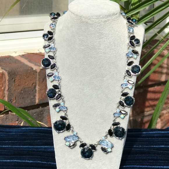 VERA WANG MIDNIGHT BLUE Statement Necklace - Picture 5 of 8